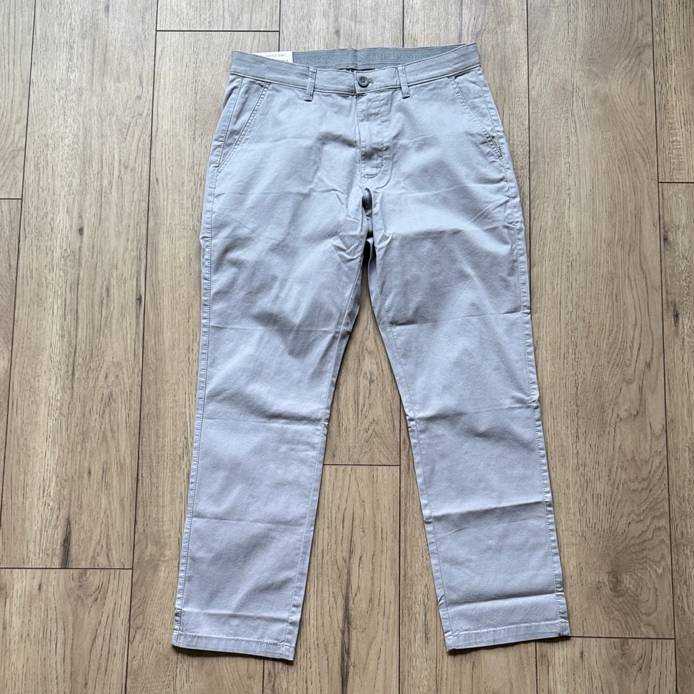 NWT English Laundry Men’s Chinos Straight Fit Light Gray 30x29 Stretch Pockets
